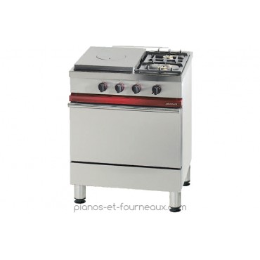 CG 731 CF L 700 - P 650 - H 900 Fourneau 2 feux vifs, 1 plaque coup de feu, 1 four gaz Gastronorme 1/1. Ambassade de Bourgogne l - pianos-et-fourneaux.com le spécialiste des pianos de cuisine et fourneaux de cuisson Lacanche